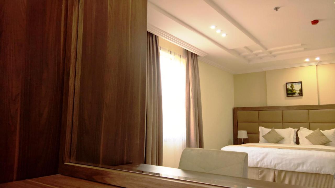 Gold Palace Serviced Apartments Jeddah Exterior foto